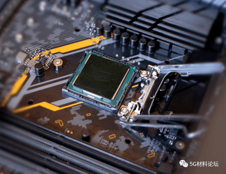 手机芯片散热神器碳纤维导热垫片复材云集复合材料