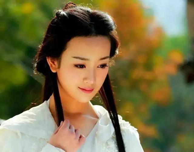 漂亮天生丽质的7位女星，要做“动美人”，结果个个脸僵“惨不忍睹”