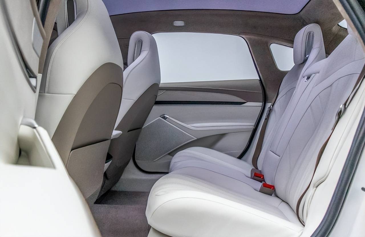 为选车而苦恼的人不妨看看智己l7_搜狐汽车_搜狐网