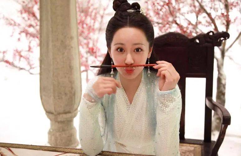 进行|这部剧要复活？网友曝杨紫重拍《青簪行》，男主某凡果然遭替换
