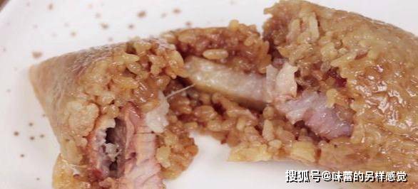 加入适量|教你包粽子啦,江南经典五花肉四角粽,肉馅肥而不腻,粽香四溢