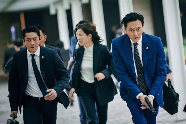 电影|狂揽5亿票房却被骂大烂片，网友：从没在影院看过这么难看的电影！！