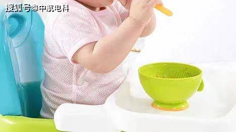 宝宝餐椅怎么选?看好这几点 不花冤枉钱 宝宝餐椅怎么选?看好这几点 不花冤枉钱