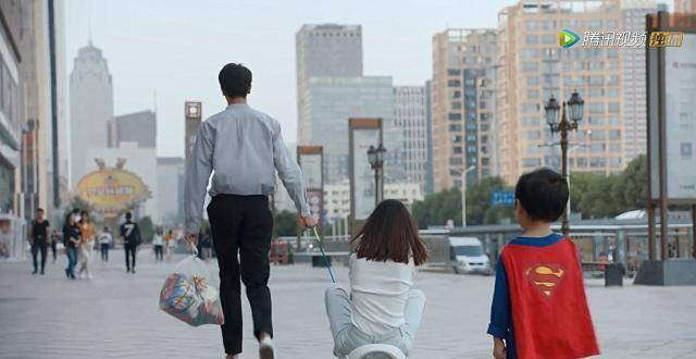 右手|顾末未向妈妈撒娇被无视,还被顾未易坑走玩具车,网友:心疼孩子