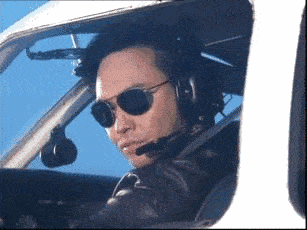 因为|重温《冲上云霄II》，为何人人都爱顾夏阳，因为这个男人很要命