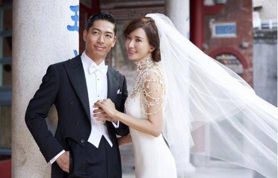 昔日的"童年女神",因美貌迷倒释小龙,嫁给黑人后现状如何_叶彤_生活