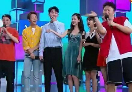 身材|都说陈都灵惊艳,谁注意到沈月的腿?至少瘦了十斤!