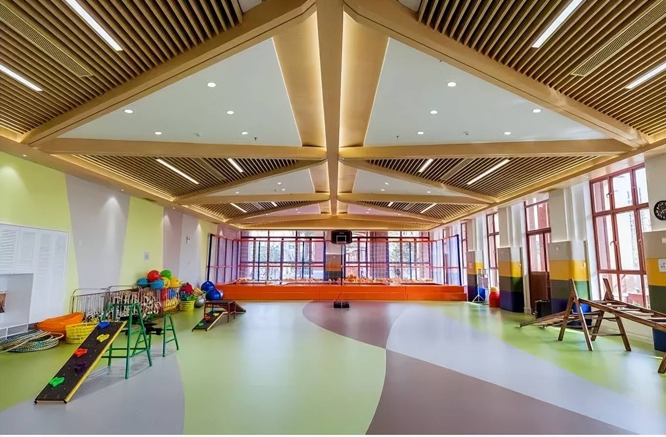 幼儿园变身记佛山布鲁森国际幼儿园突破教室形态的造梦