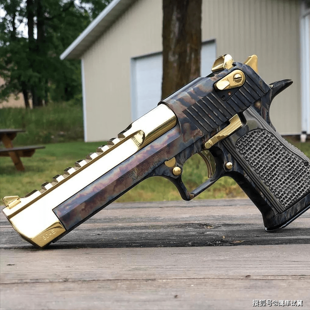 原创有人说士兵宁愿用普通手枪也不会选沙漠之鹰为什么