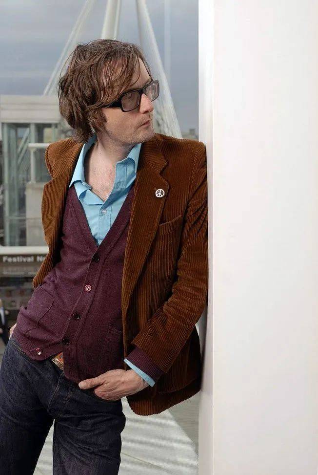 z世代年轻人,去蹦迪穿gucci!_michele_miley_音乐