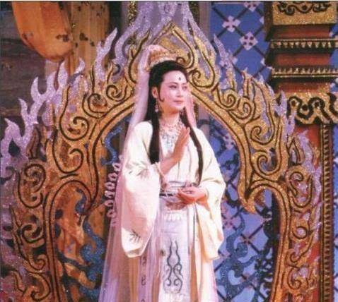 扮演者|75岁“观音”和79岁“如来佛祖”近照，网友：真是岁月催人老啊