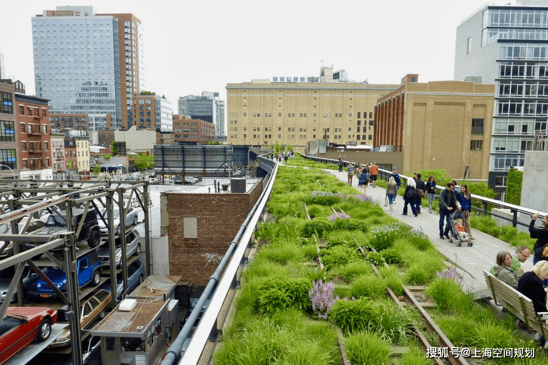 空间视野曼哈顿高线公园废弃铁轨蜕变空中花园