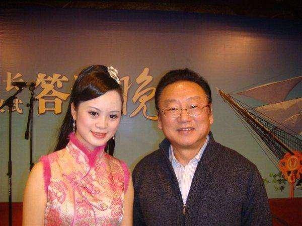 将大为的老婆图片