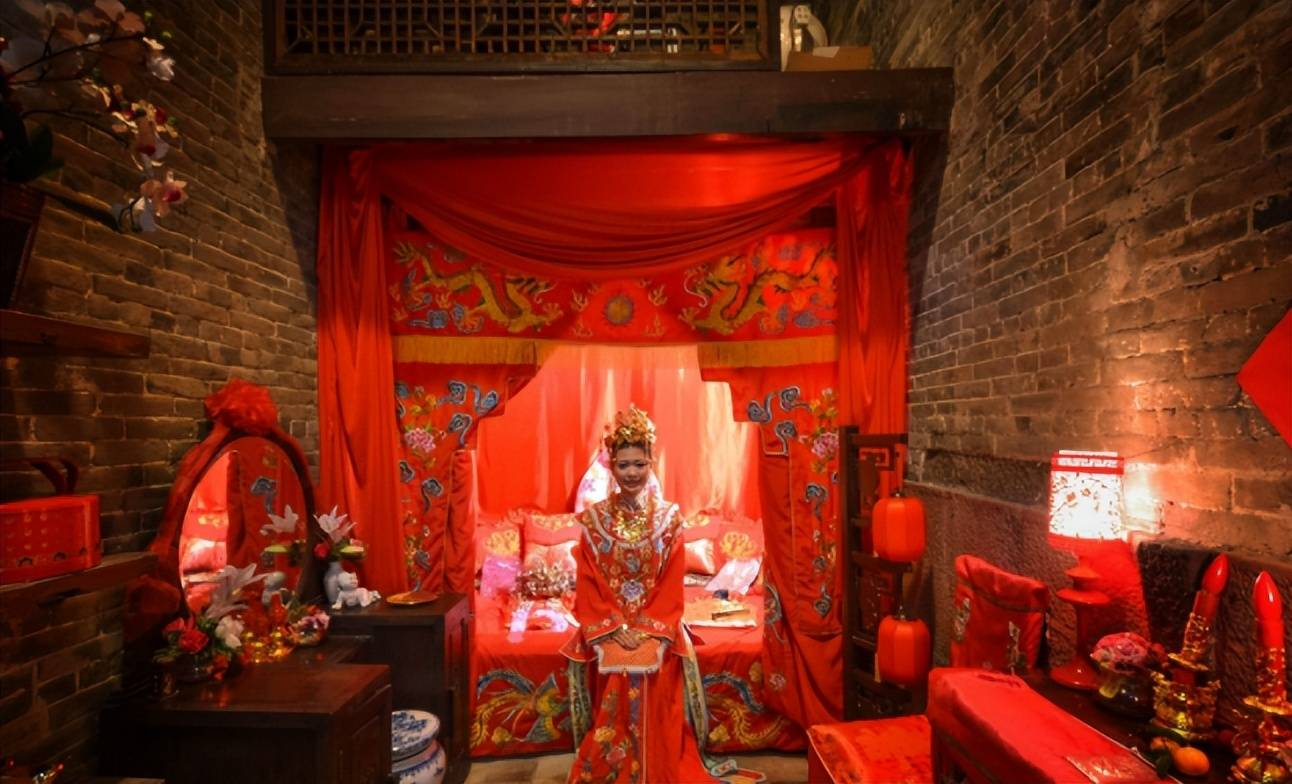 古代女子为何十三四岁就嫁人?心智身体还未成熟,其实是无奈之举