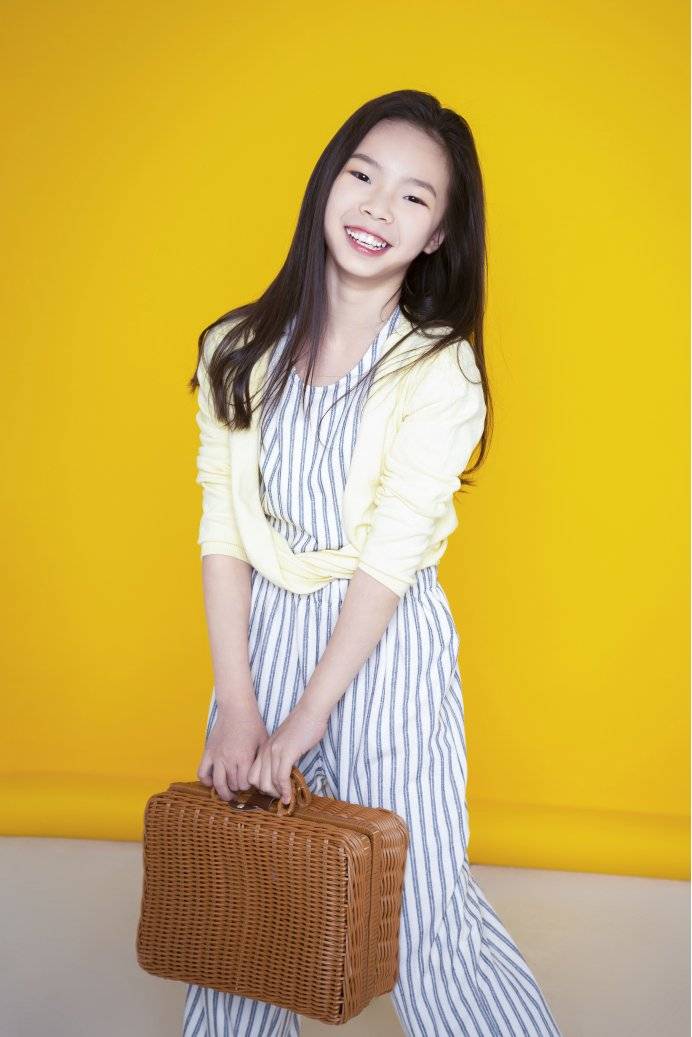 曹菡熙飞吧蒲公英新歌上线开启十一岁花季新旅程