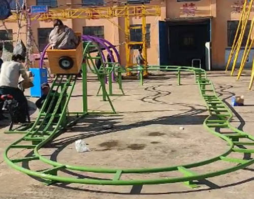 网红坑爹过山车是什么怎么玩