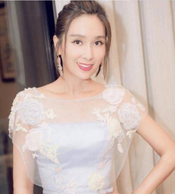 姓"杨"最美的6位女星,杨紫垫底,杨幂仅排第五,第一当之无愧_明星_杨颖