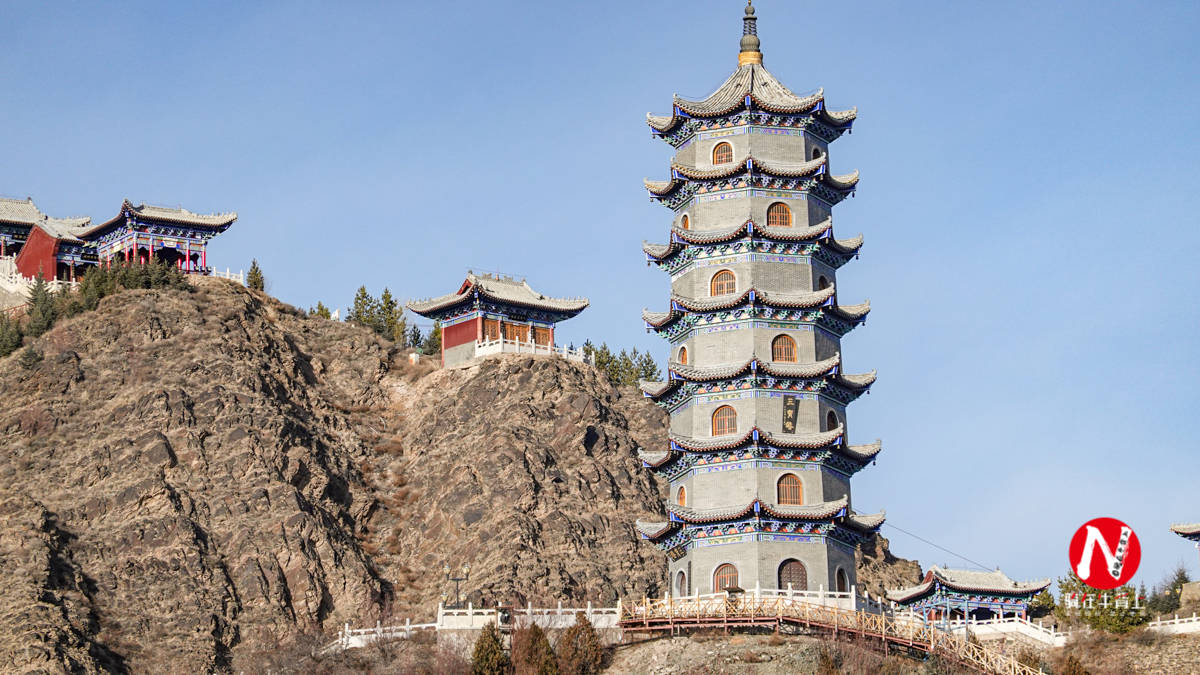 到山西方山县旅行游览北武当景区体味道骨清风