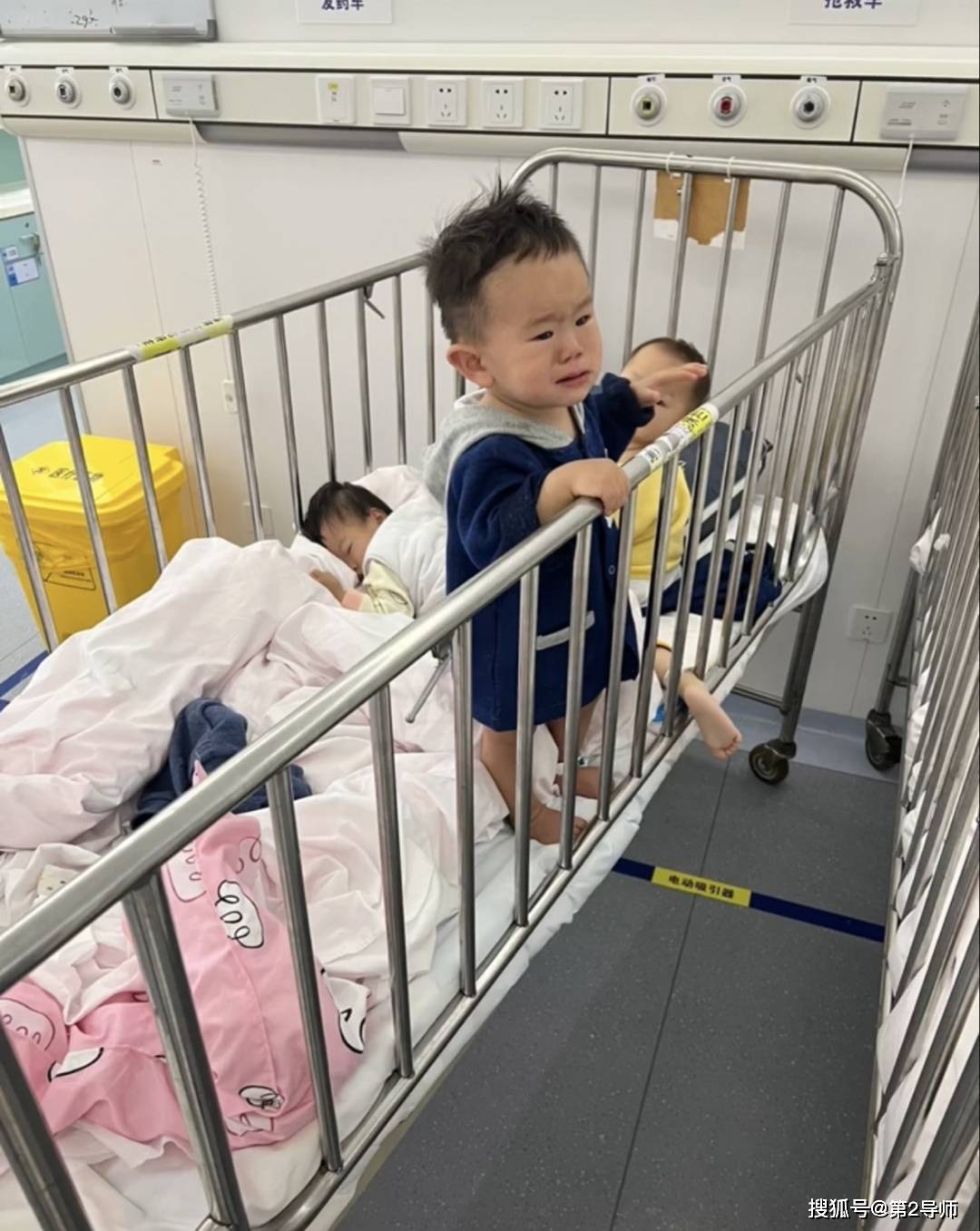 上海婴幼儿被单独隔离，一名护士照顾10个婴儿能否全部兼顾？