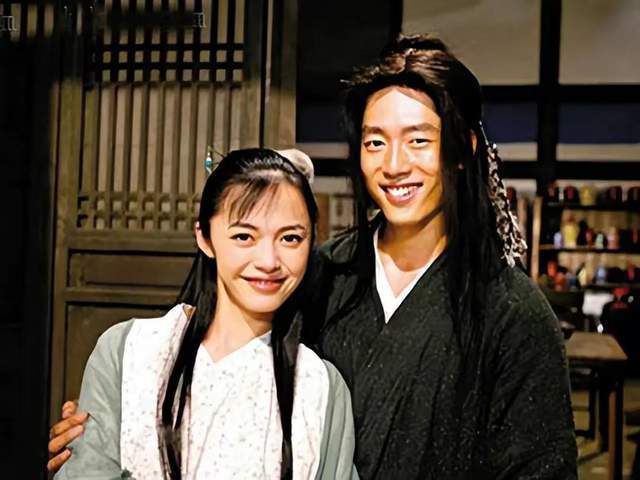 原创姚晨和凌潇潇10年离婚大战究竟谁才是赢家