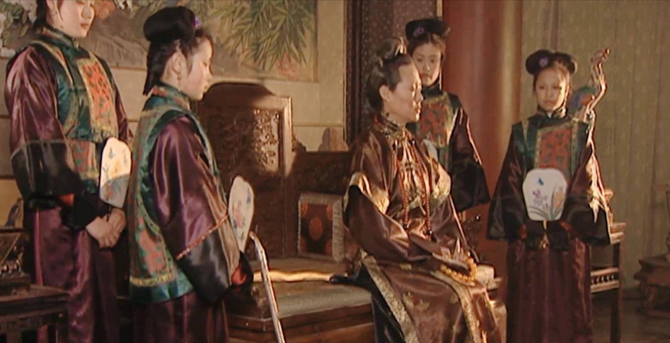 原创康熙王朝赫舍里难产时因为孝庄的一句话直接丢掉了性命