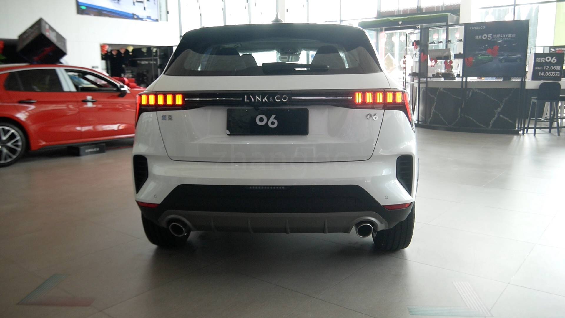 时尚的高品质suv质感很强解析领克06