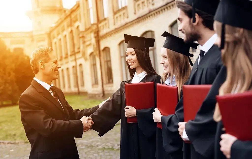 读在职研究生哪种方式更好考