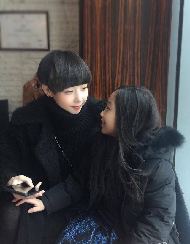 很多人都说夕又米一直都像甩掉"高晓松前妻"这一个头衔,所以这么多年