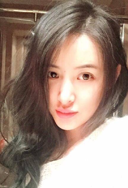 原创汪峰前妻康作如近照曝光皮肤白皙气质出众8岁女儿迄今未曝光