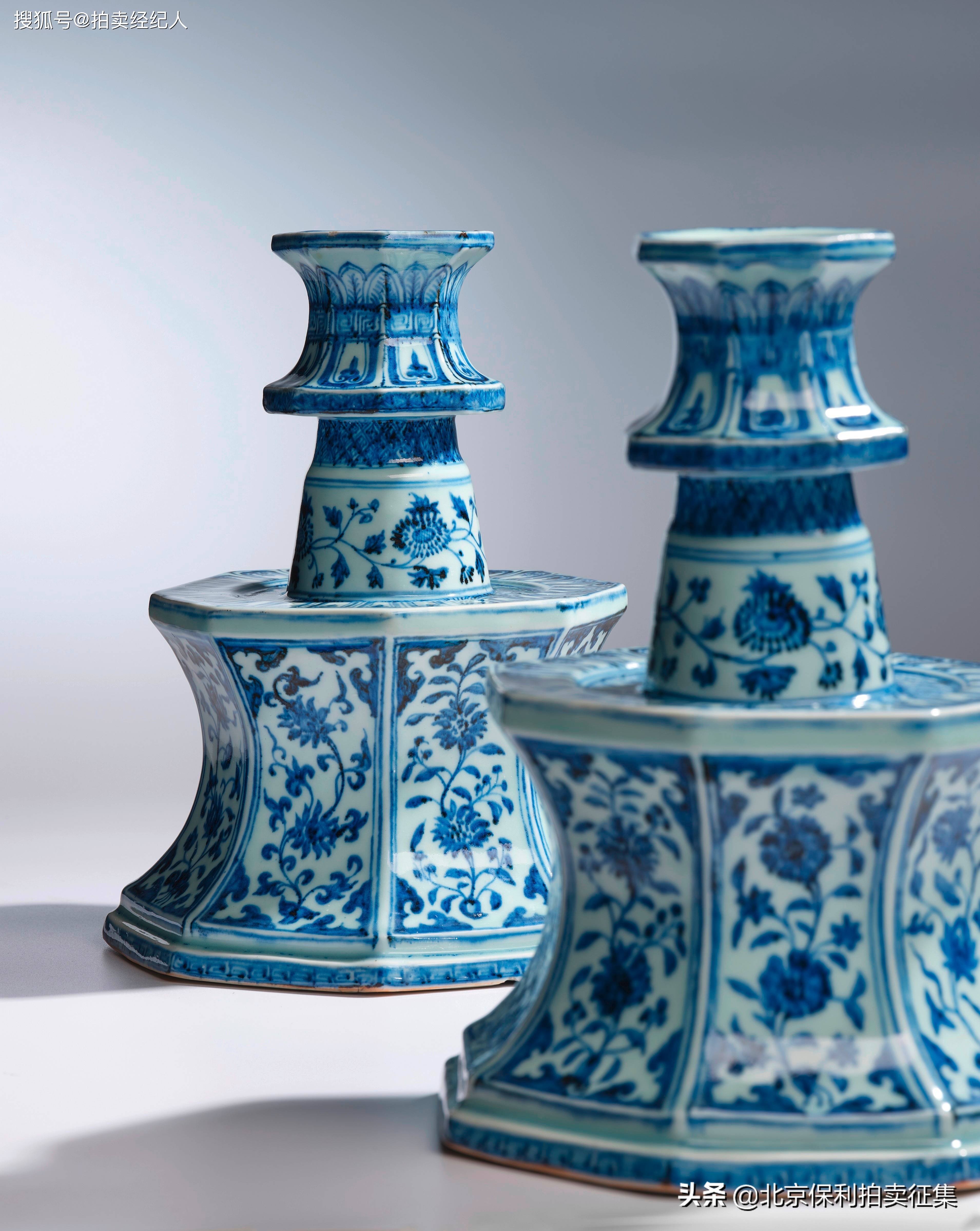 足径24公分估价:1,500万至2,500万港元八方烛台,乃明代早期御窑青花