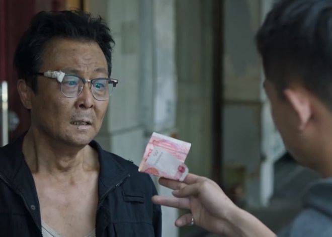 原创破冰行动捡垃圾为生的林水伯为何有钱拿货原因有三个