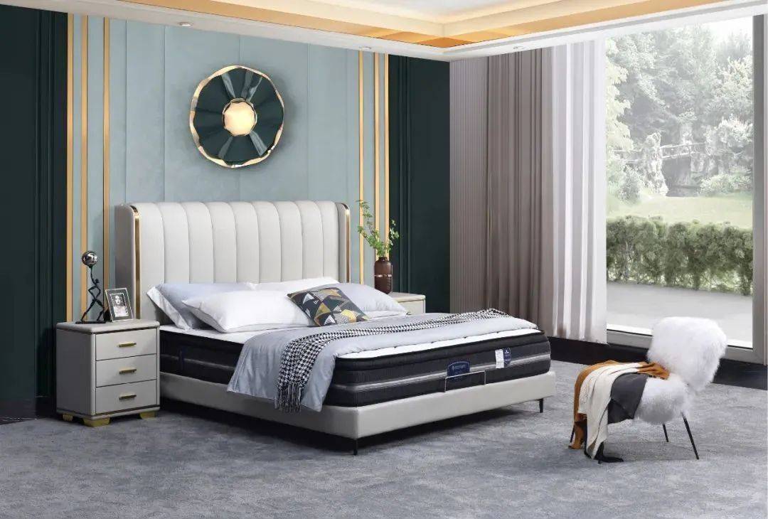 除此之外,慕百合家具一直秉承"创新,聚焦,稳健,共赢"的理念,充分体现