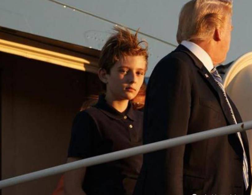 13岁巴伦2米帅到尖叫,与爸妈同框白到发光,老婆粉酸了_特朗普_白又亮