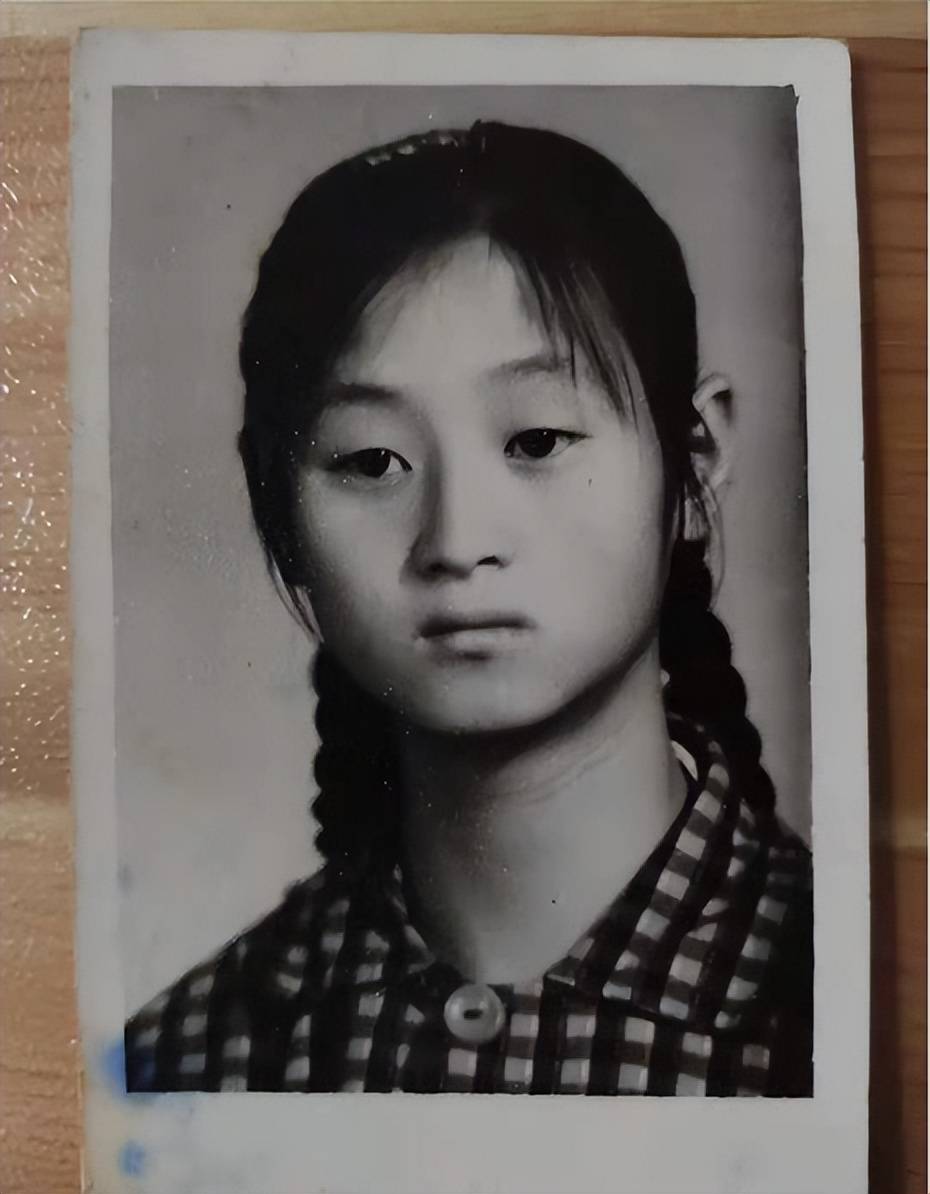 上世纪六七十年代的青年男女,充满文艺气息,淳朴帅气_照片_青春_网友