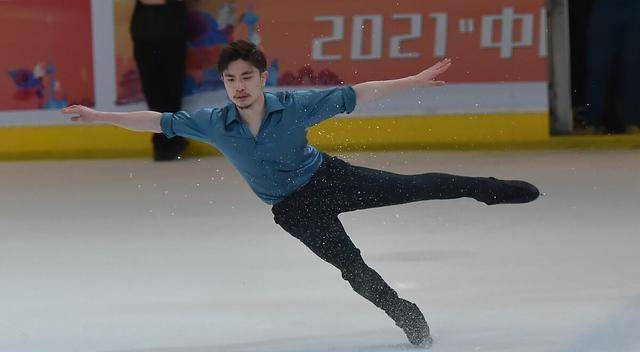 中国花滑男单闫涵,又是多少人心中的意难平_金博洋_选手_羽生结