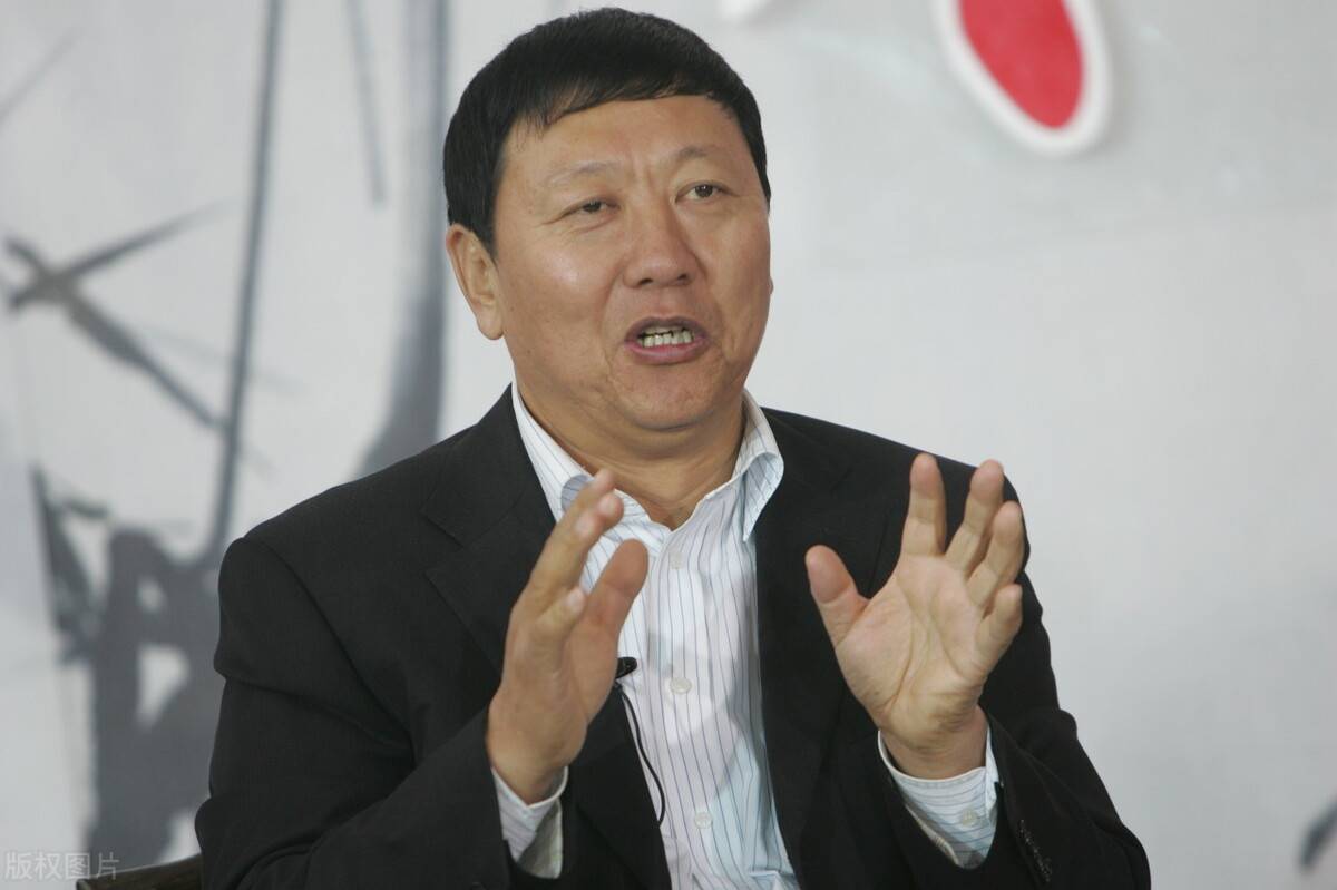 中国乳业"教父"牛根生,曾花488亿打广告,如今套现后不知去向