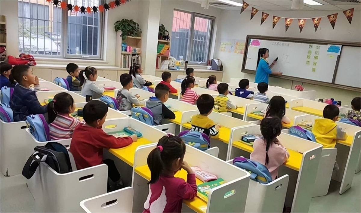 老师不会说的小学一年级"潜规则":次次考100的孩子并不招人喜欢_幼儿