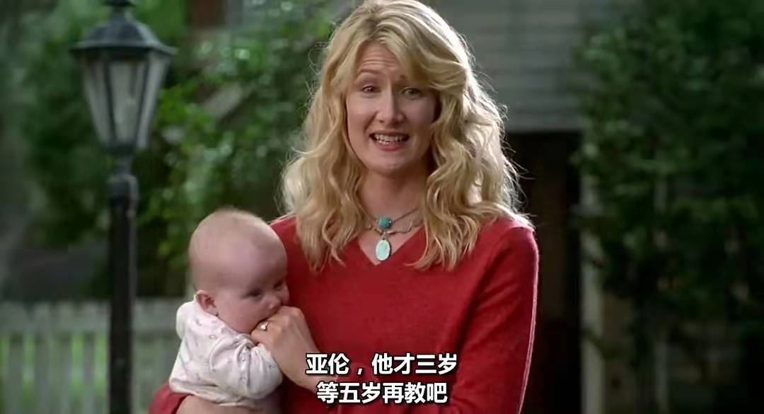 侏罗纪世界3好热闹,劳拉邓恩回归逗恐龙!
