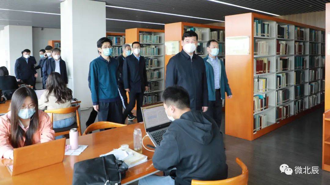 区委副书记王旭东,区委常委,区委办公室主任张磊参加,河北工业大学