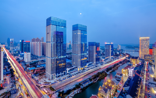 万达御湖汉印潮流奔涌向前唯城央贵地无可取代