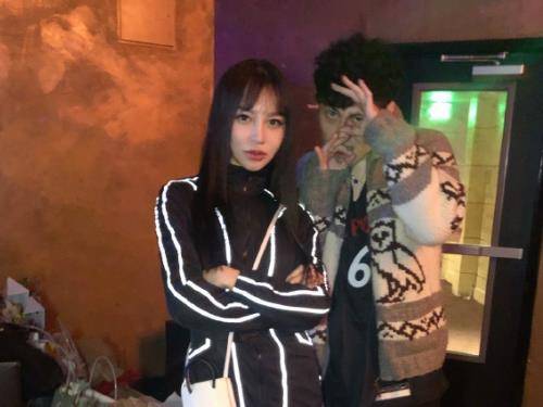 在最近这几年,pgone很少再露面,但是他的微博是一直