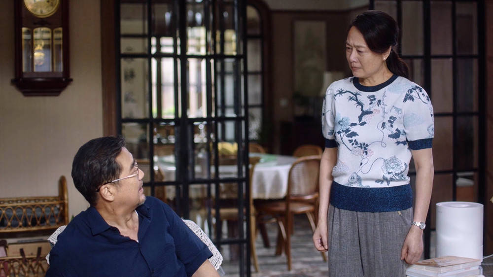 在今年4月播出的《小舍得》中与蒋欣饰演母女的吴玉芳,虽然剧中造型