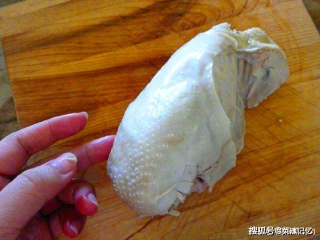 原创广东人如此痴迷的葱油鸡原来做法这么简单几步搞定葱香肉嫩