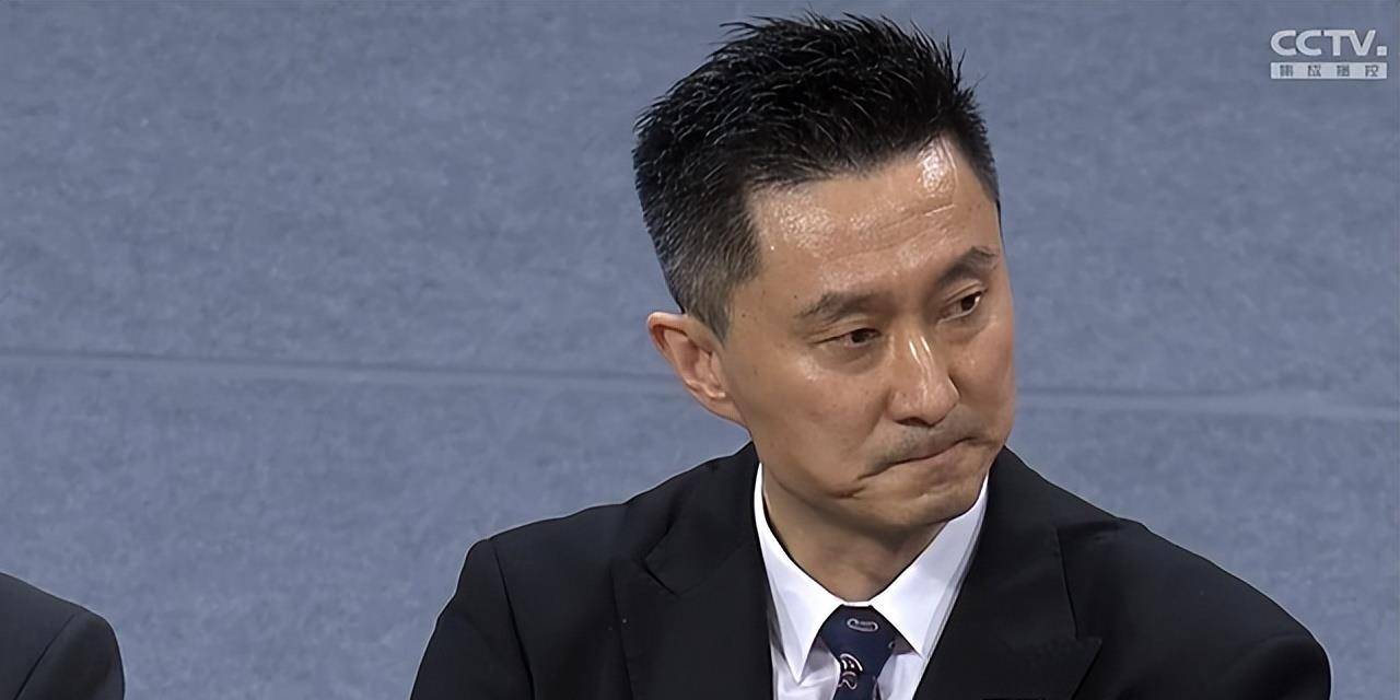 原创杜峰变阵只剩一招至少像山西男篮一样站着离开