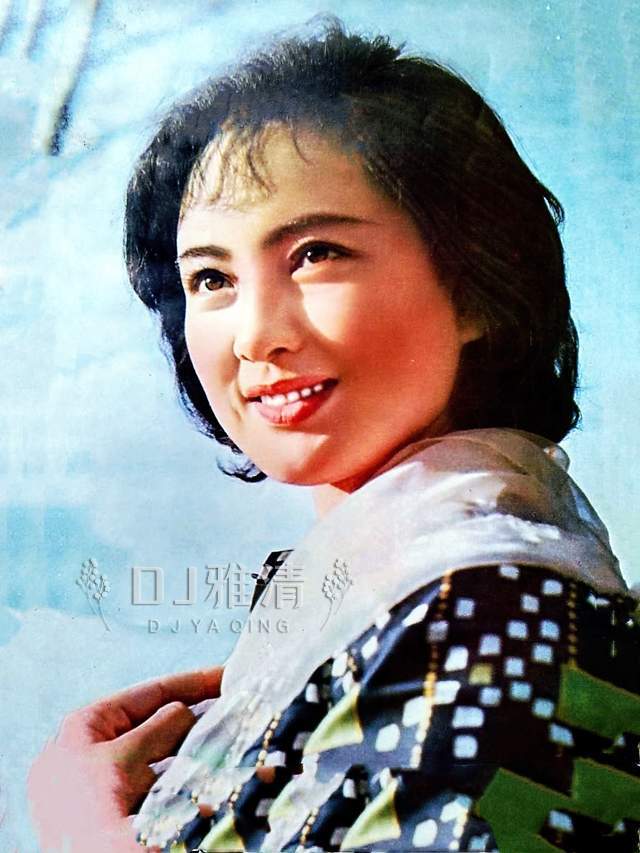 原创女星张金玲20张美照欣赏一张银盆脸天生富贵相谁说放现在红不了