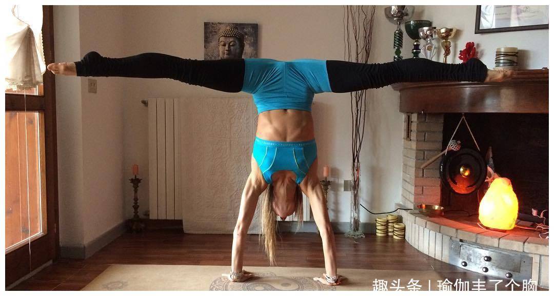 原创杨紫一身粉色连衣裙亮相尽显肤白貌美大长腿粉嫩宛如少女