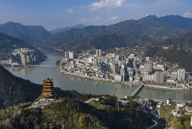陕西一不出名的“小县城”，风景却十分优美，还被誉为“小重庆”
