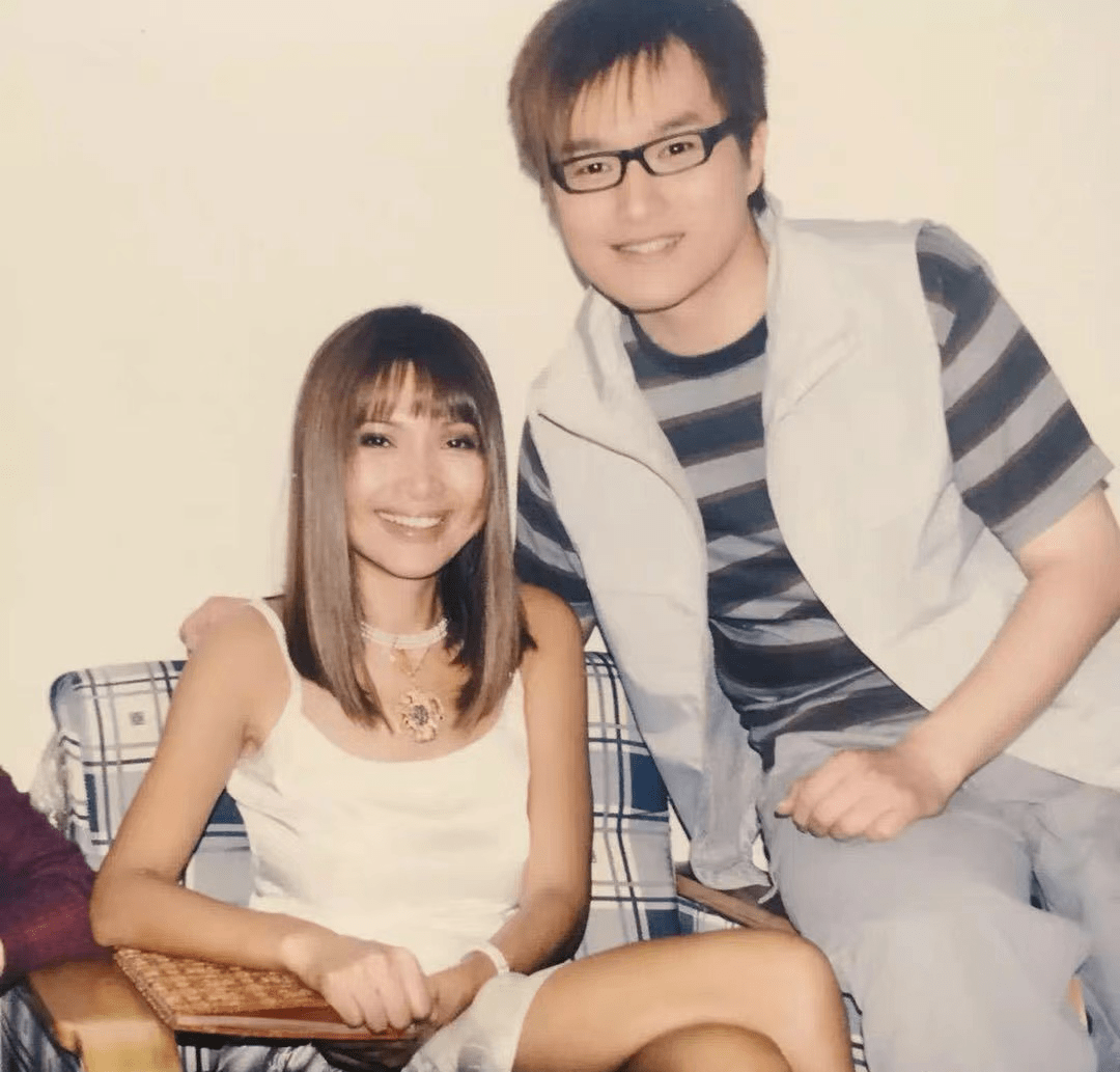 原创歌手张咪谈抗癌经历曾被确诊癌症晚期感谢二婚老公和33岁女儿