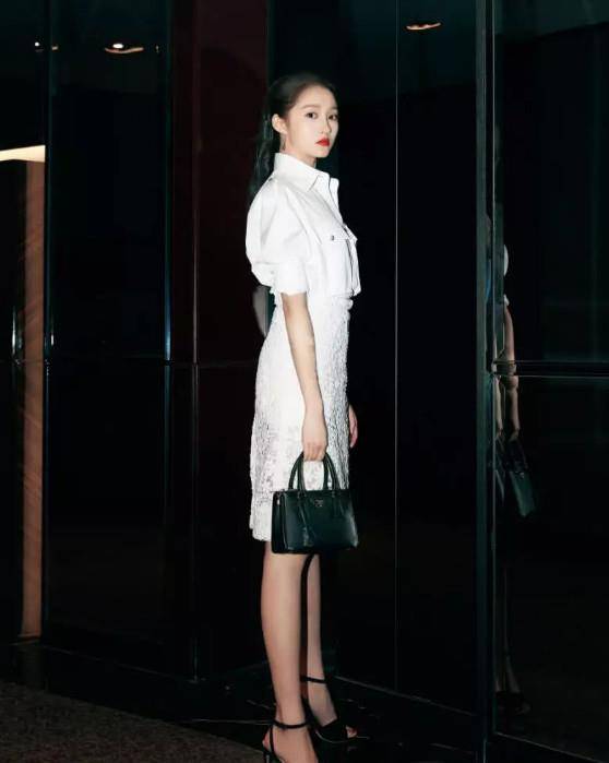 关晓彤终于不保守了!