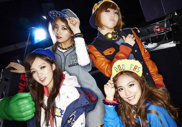 秀智近照公开美貌依旧15岁被朴振英挖掘走红后赠送父母豪车豪宅_missa